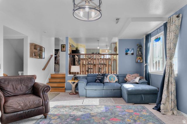 5339 WEST LEGACY HILL DR, West Jordan, UT 84081