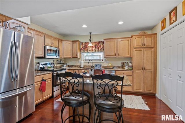64 Marchelle Avenue, Springfield, IL 62702