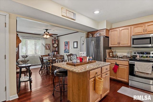 64 Marchelle Avenue, Springfield, IL 62702