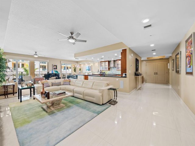3415 N Ocean Drive 505, Hollywood, FL 33019
