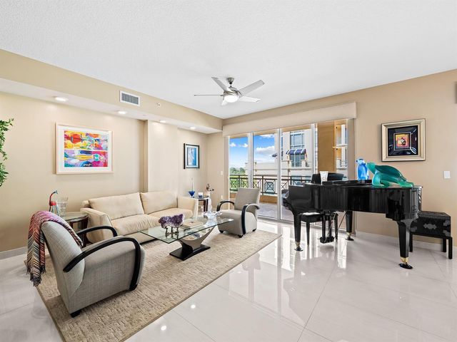 3415 N Ocean Drive 505, Hollywood, FL 33019