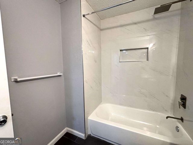 1502 Huntingdon chase, Atlanta, GA 30350