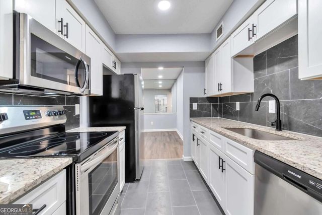 1502 Huntingdon chase, Atlanta, GA 30350