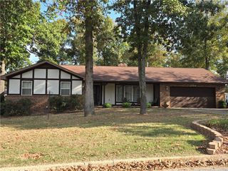 204 Leatherwood Drive, Mountain Home, AR 72653
