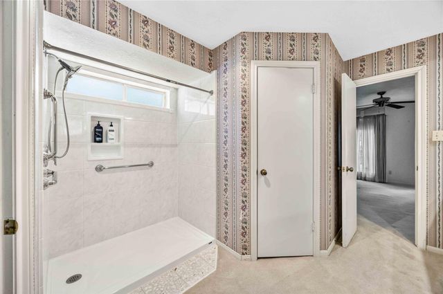6302 Meadowtrace Drive, Spring, TX 77389