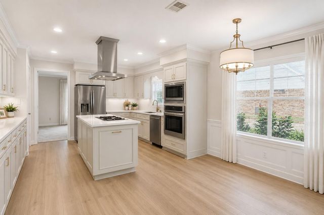 6302 Meadowtrace Drive, Spring, TX 77389
