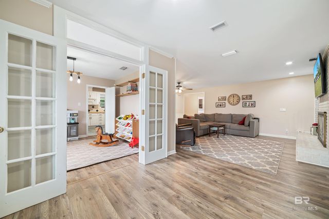 1410 S Juniper Street, Foley, AL 36535