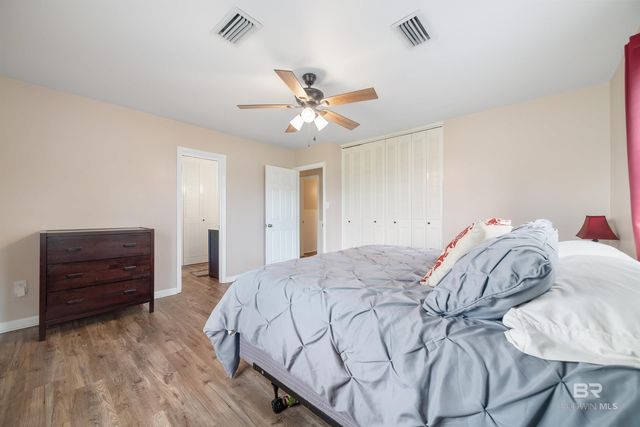 1410 S Juniper Street, Foley, AL 36535