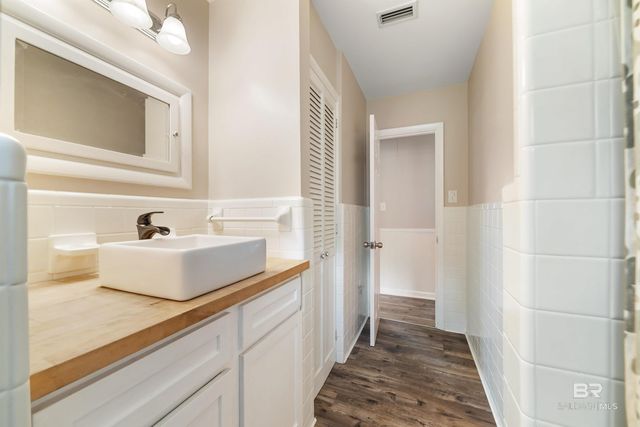 1410 S Juniper Street, Foley, AL 36535