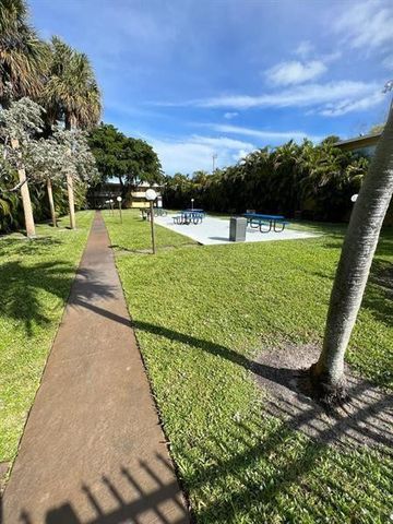 540 SE 2nd Avenue, Deerfield Beach, FL 33441