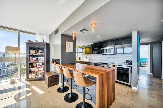 7929 West Dr 1501, North Bay Village, FL 33141