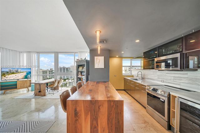 7929 West Dr 1501, North Bay Village, FL 33141