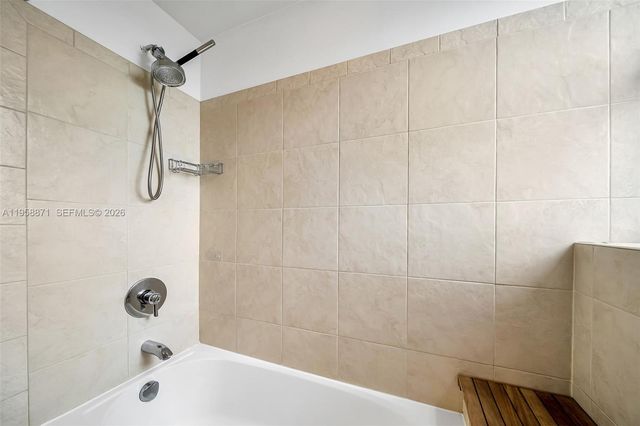 7929 West Dr 1501, North Bay Village, FL 33141