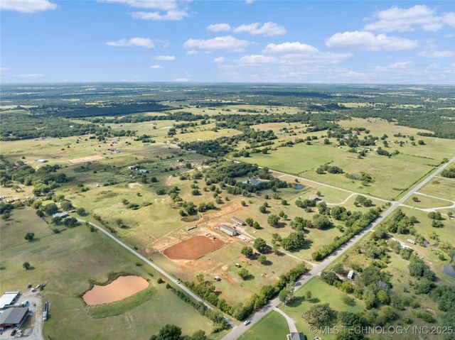 5893 Newport, Lone Grove, OK 73443