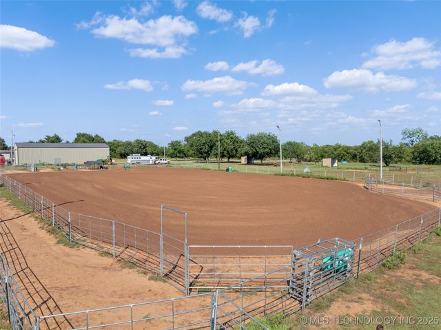 5893 Newport, Lone Grove, OK 73443