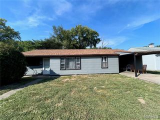 3 Dora Drive, Cahokia, IL 62206