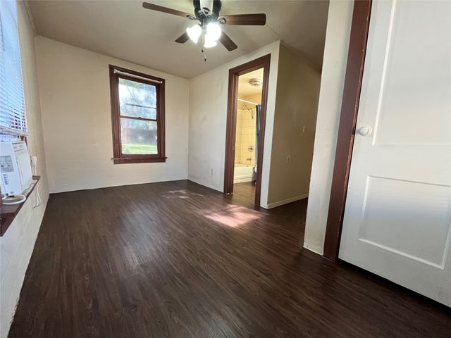 511 W Collins Street, Denton, TX 76201