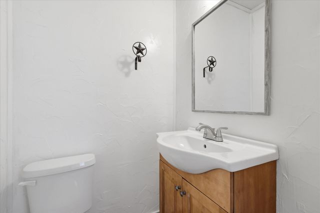 237 Brenda Lane, Gainesville, TX 76240