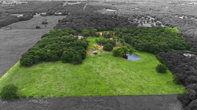 237 Brenda Lane, Gainesville, TX 76240