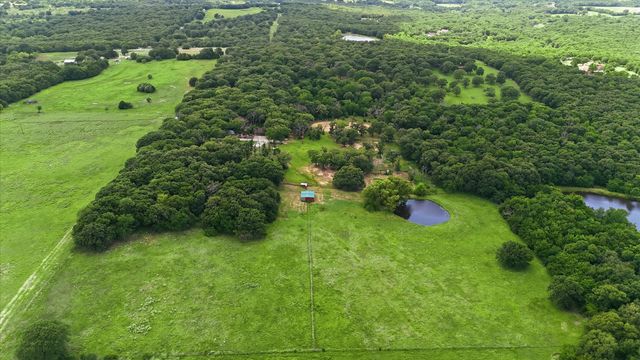 237 Brenda Lane, Gainesville, TX 76240