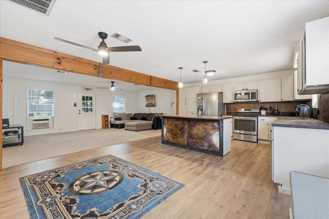 237 Brenda Lane, Gainesville, TX 76240