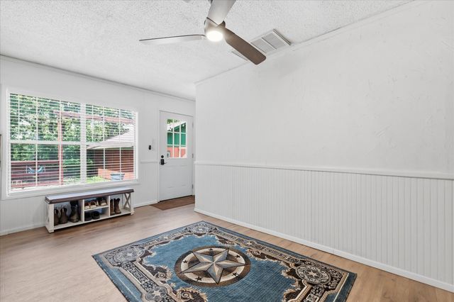 237 Brenda Lane, Gainesville, TX 76240