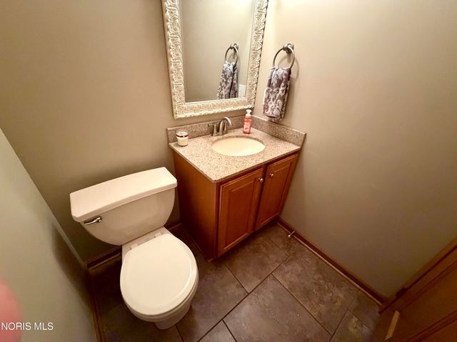 1470 Southridge Drive, Waterville, OH 43566