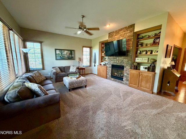 1470 Southridge Drive, Waterville, OH 43566