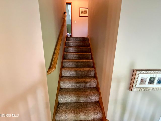 1470 Southridge Drive, Waterville, OH 43566