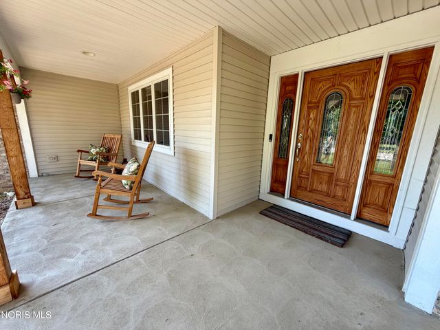 1470 Southridge Drive, Waterville, OH 43566