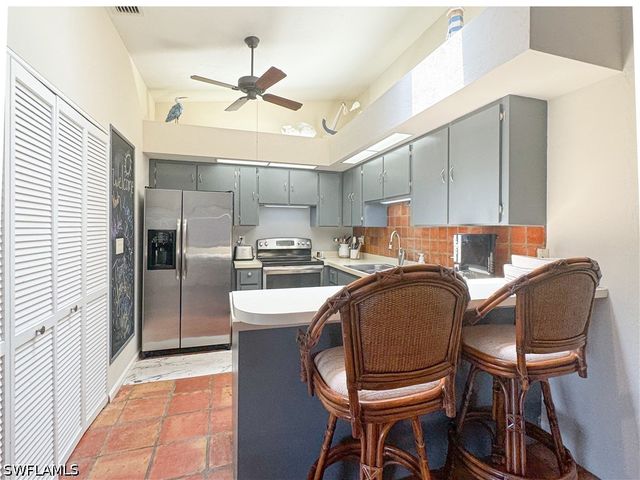 1042 Oak Forest DR, Naples, FL 34104