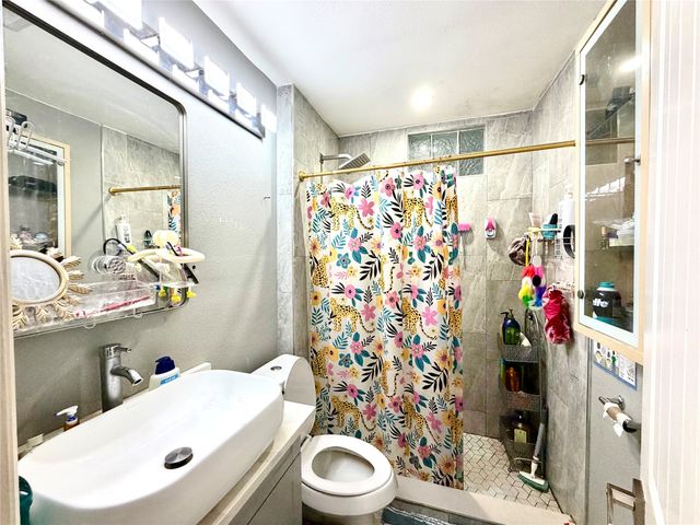 1209 Rosewood Hills Drive, Garland, TX 75040