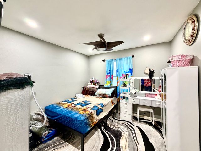 1209 Rosewood Hills Drive, Garland, TX 75040