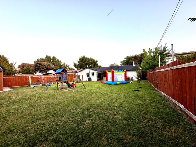 1209 Rosewood Hills Drive, Garland, TX 75040