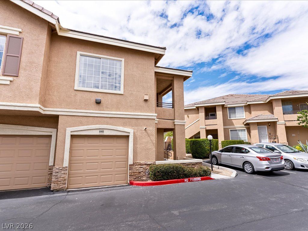 9901 Trailwood Drive 2083, Las Vegas, NV 89134 — photo 2
