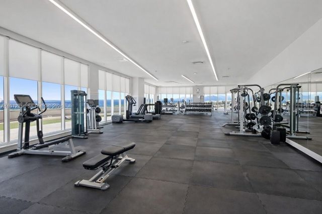 1850 S Ocean Dr 3007, Hallandale Beach, FL 33009