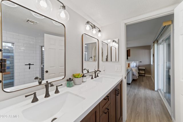 222 W WESCOTT Drive, Phoenix, AZ 85027