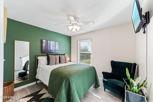 222 W WESCOTT Drive, Phoenix, AZ 85027
