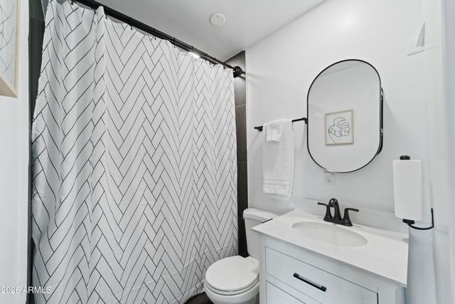 222 W WESCOTT Drive, Phoenix, AZ 85027