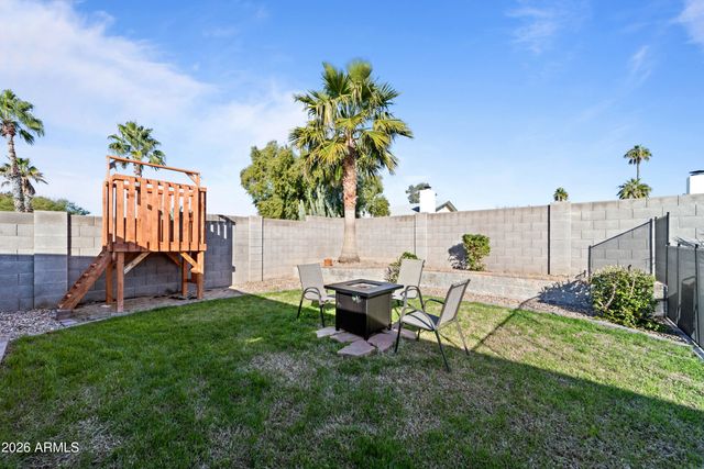 222 W WESCOTT Drive, Phoenix, AZ 85027