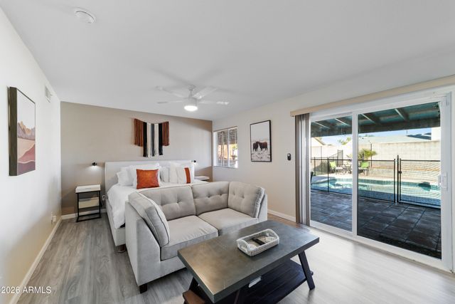 222 W WESCOTT Drive, Phoenix, AZ 85027