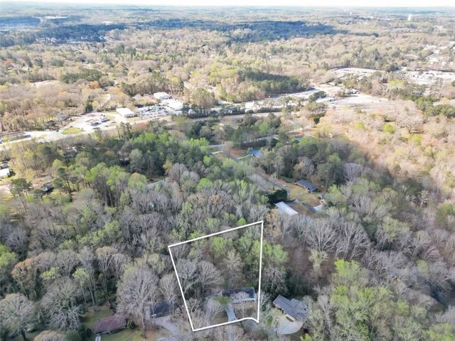 4022 Creel Drive, Lithia Springs, GA 30122