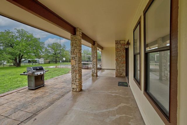 986 Shiloh RD, Bastrop, TX 78602
