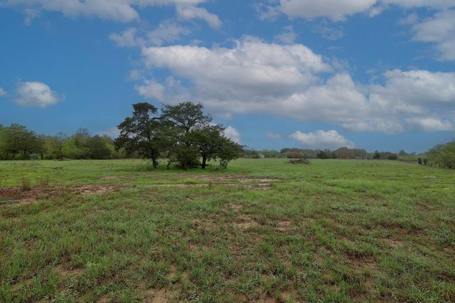 986 Shiloh RD, Bastrop, TX 78602