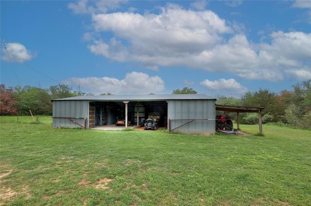 986 Shiloh RD, Bastrop, TX 78602