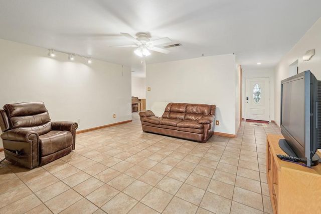 986 Shiloh RD, Bastrop, TX 78602