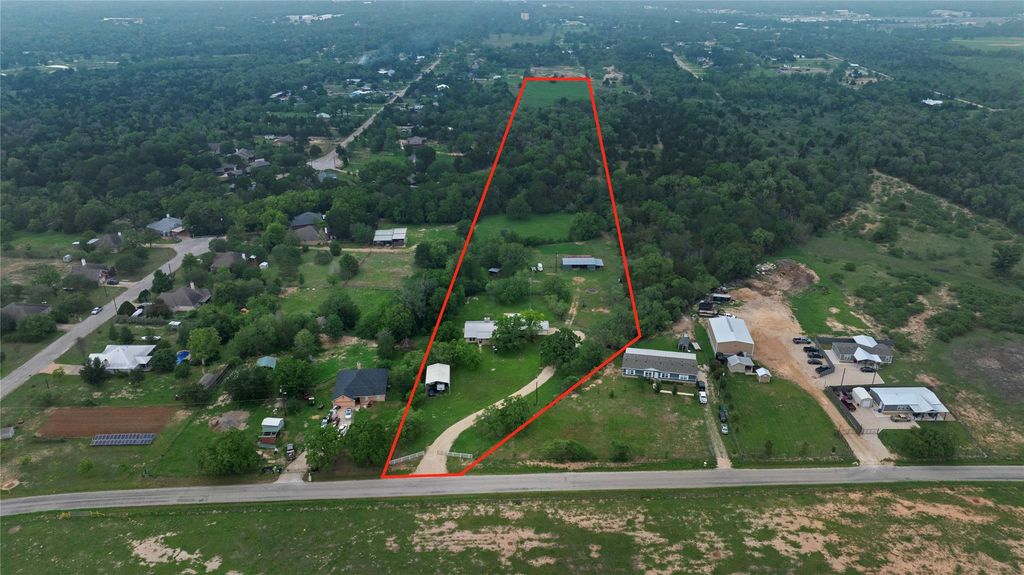 986 Shiloh RD, Bastrop, TX 78602