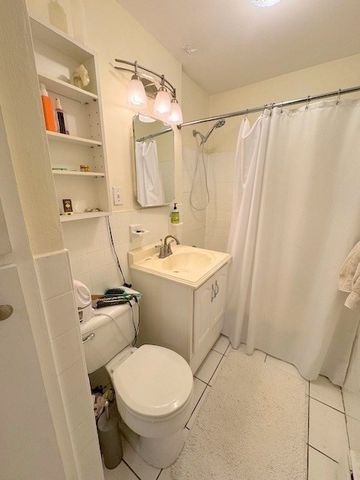 15-17 University Rd 31, Brookline, MA 02445