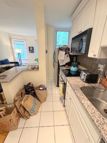 15-17 University Rd 31, Brookline, MA 02445