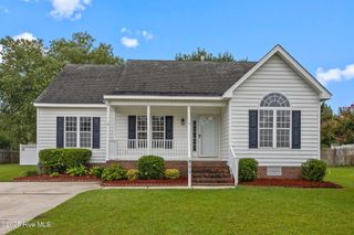 801 Ashley Meadows Drive, Winterville, NC 28590